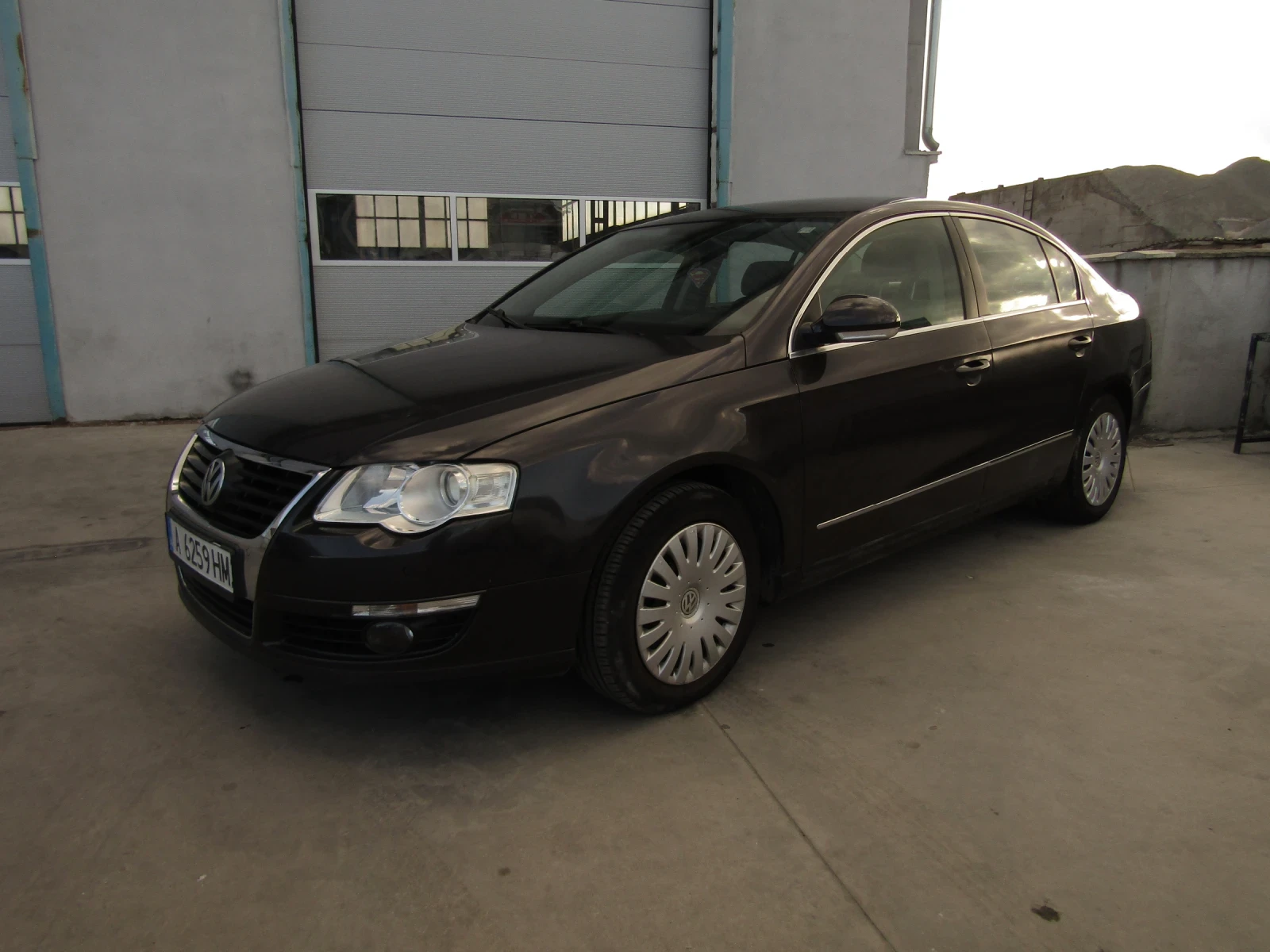 VW Passat, снимка 2 - Автомобили и джипове - 55234380