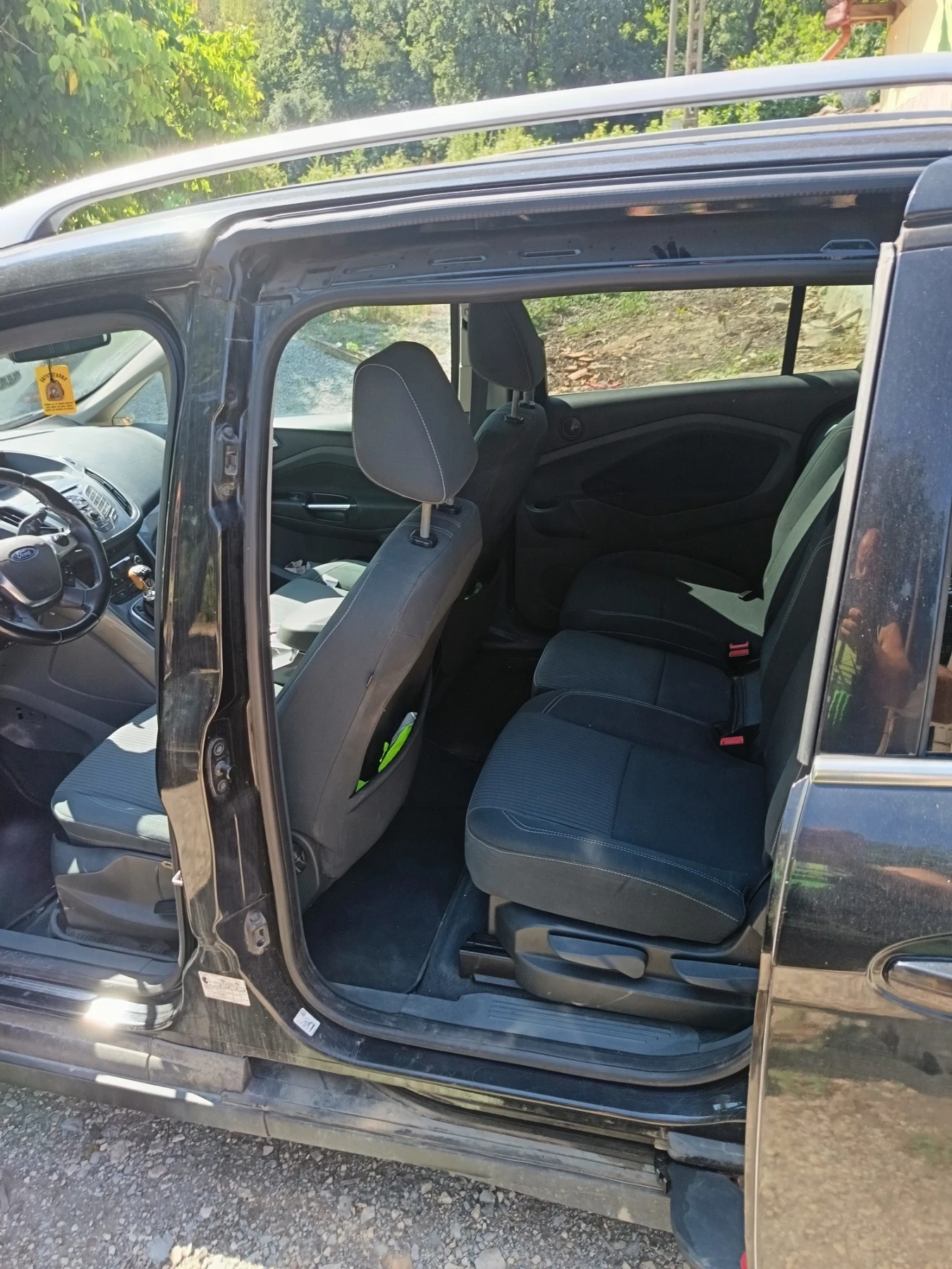 Ford Grand C-Max Миниван, снимка 4 - Автомобили и джипове - 55385844