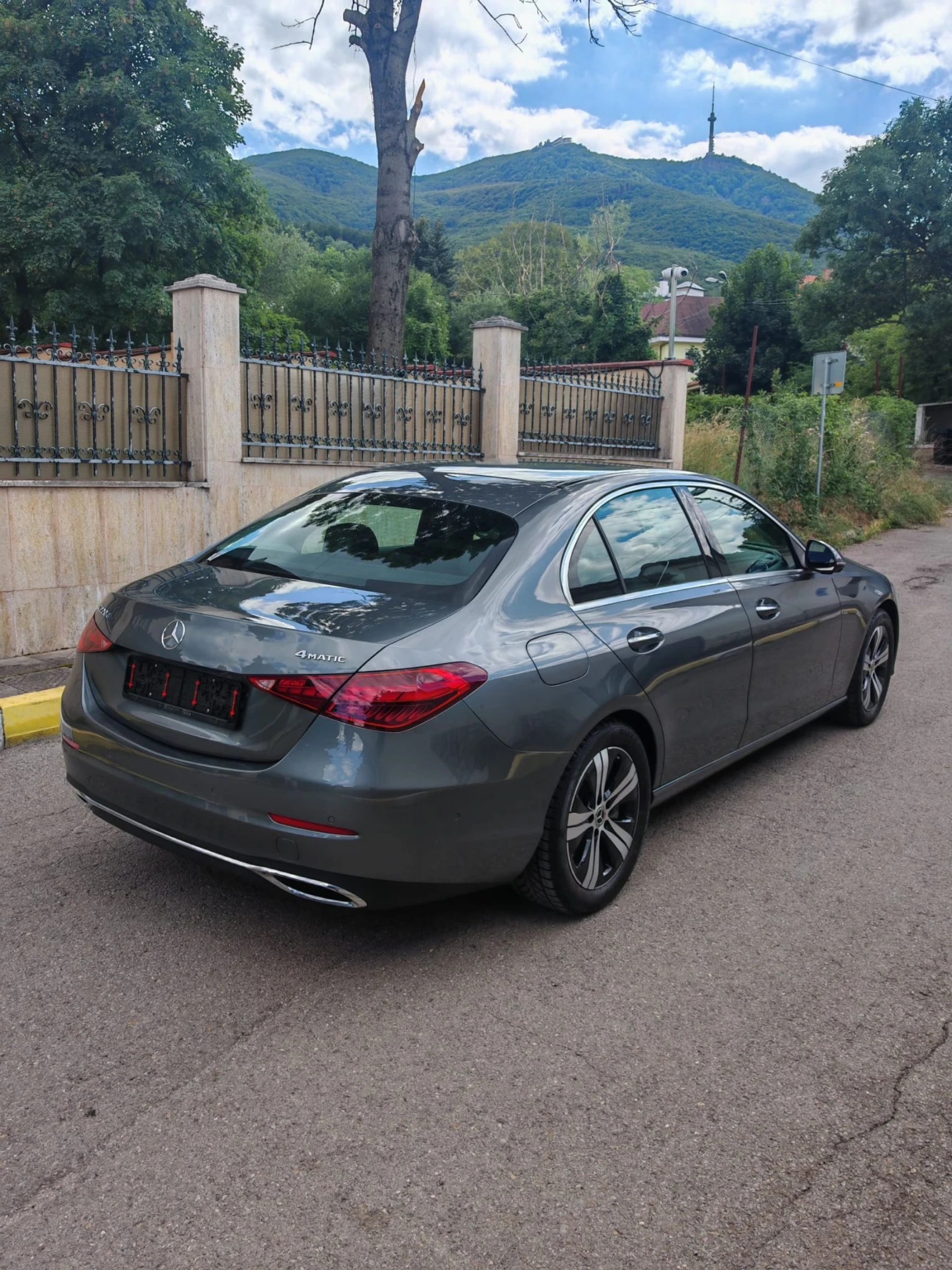 Mercedes-Benz C 220 17 000км, снимка 5 - Автомобили и джипове - 55400626