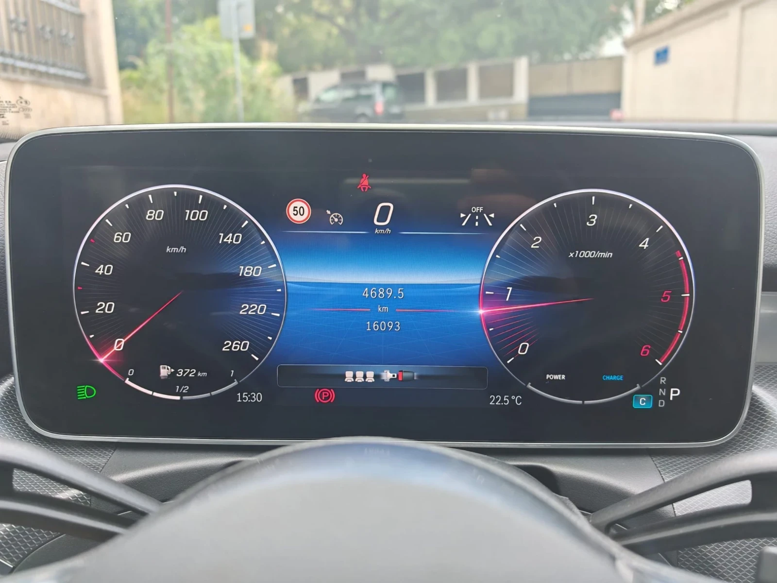 Mercedes-Benz C 220 17 000км, снимка 8 - Автомобили и джипове - 55400626
