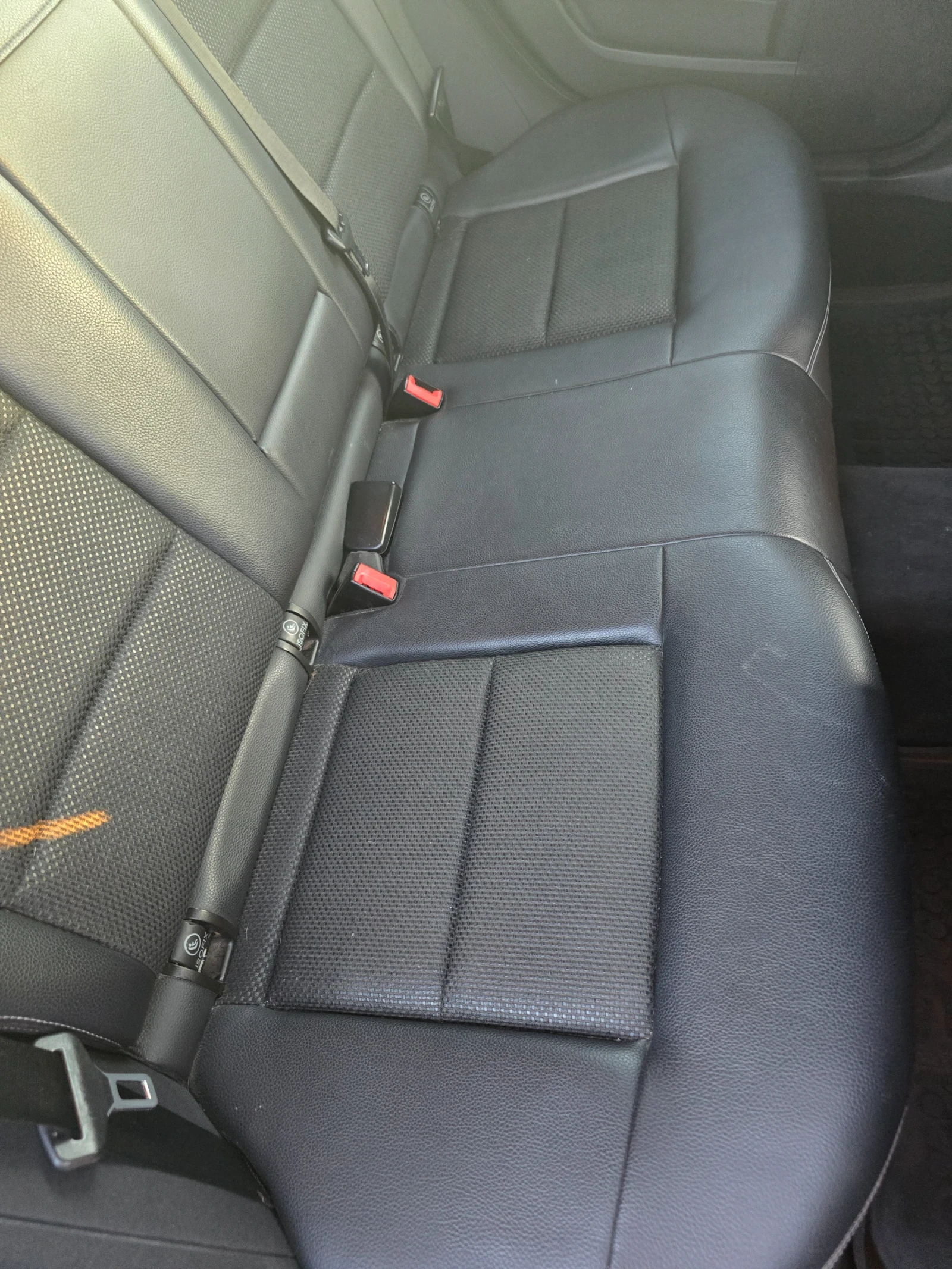 Mercedes-Benz E 220, снимка 11 - Автомобили и джипове - 55647418