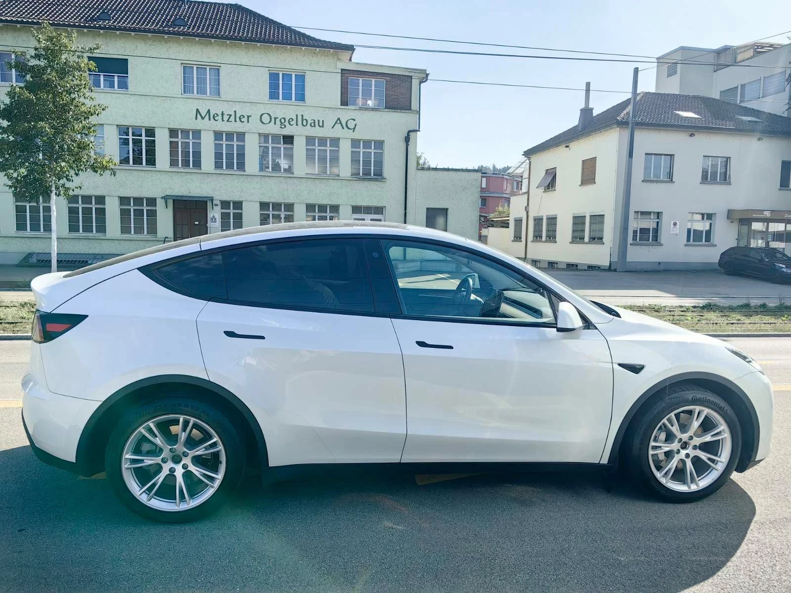Tesla Model Y Long Range* 4x4* ���������* �������� | Mobile.bg � ����������� 4