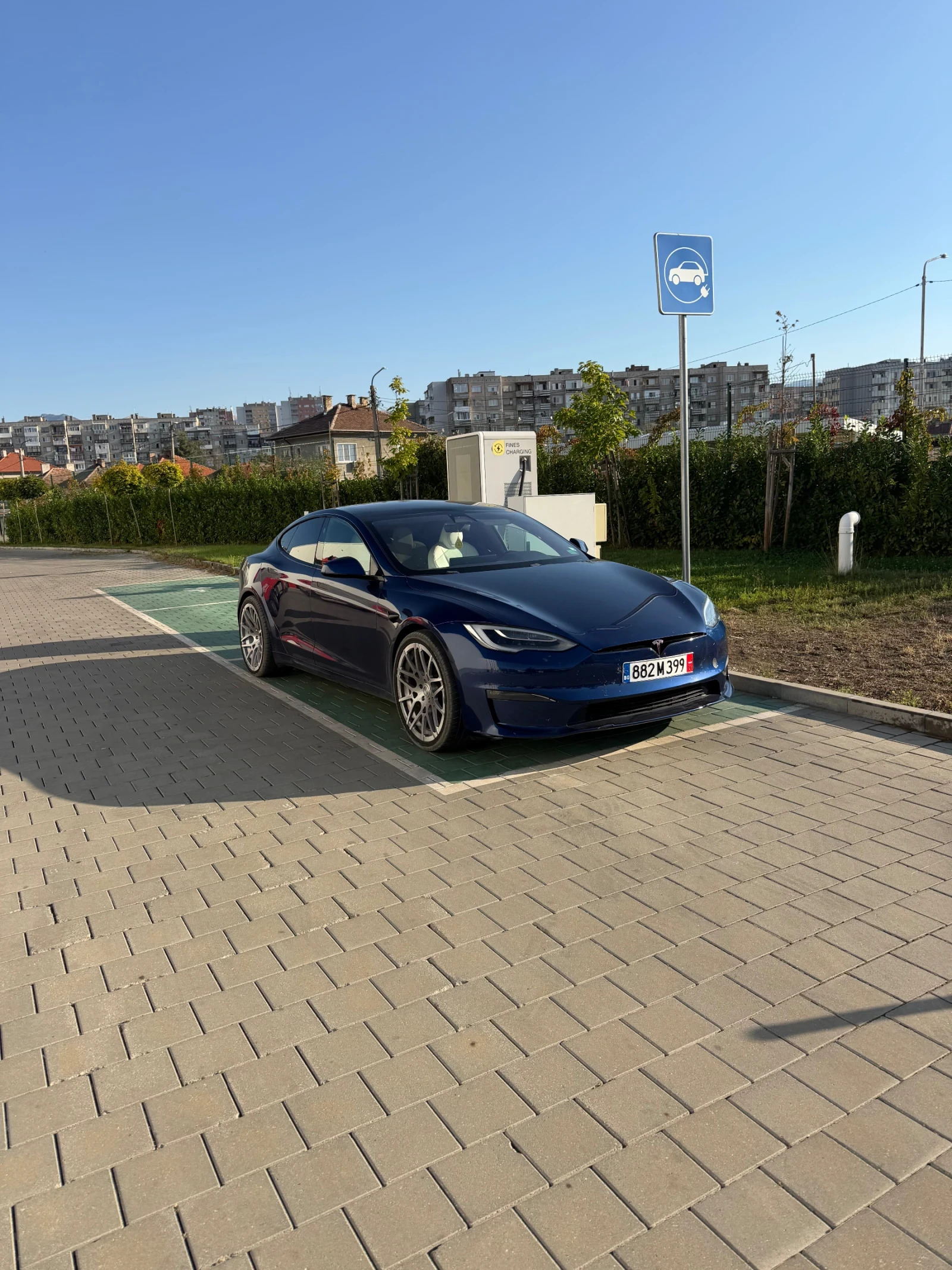 Tesla Model S