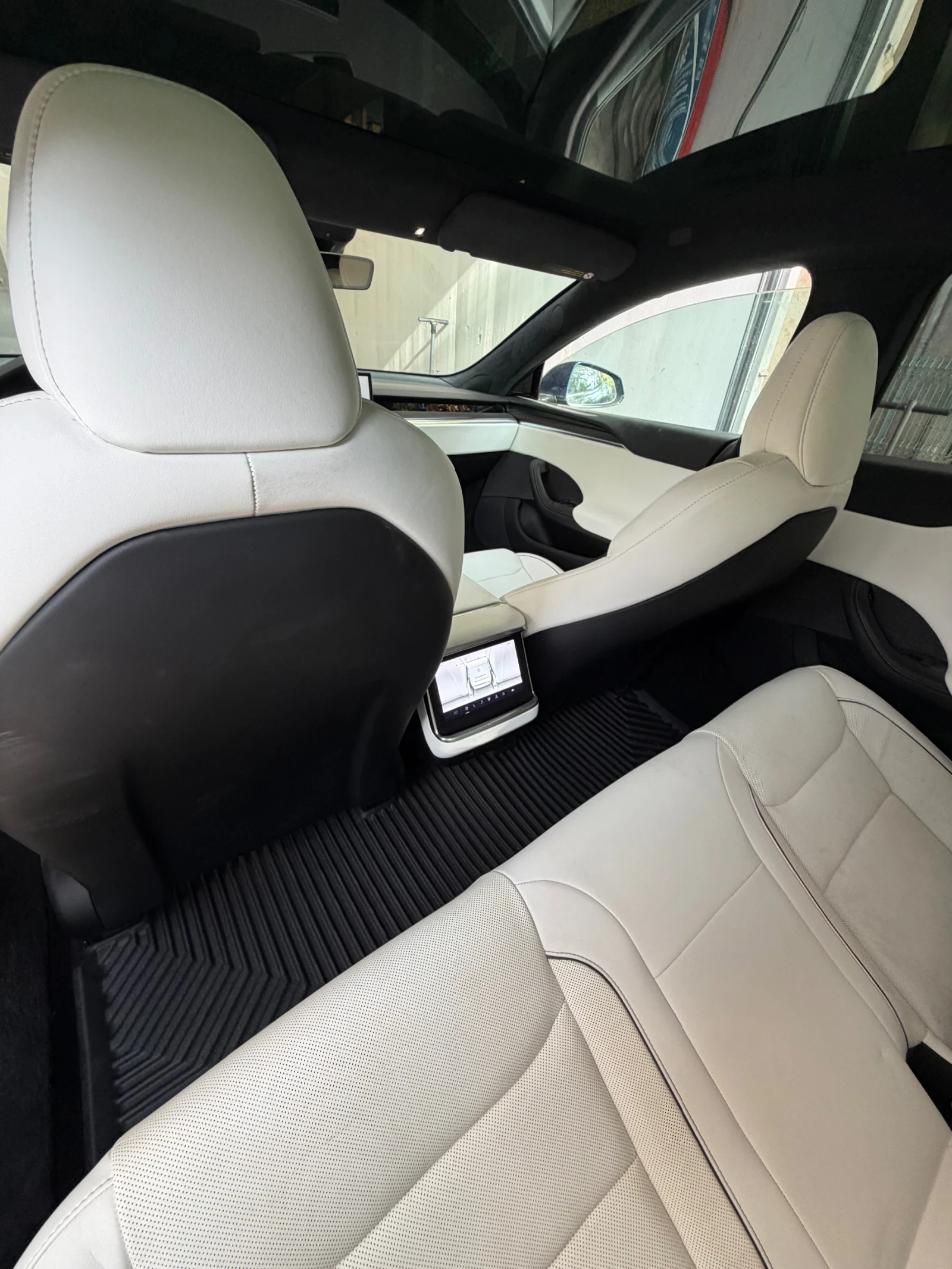 Tesla Model S, снимка 8 - Автомобили и джипове - 56117784
