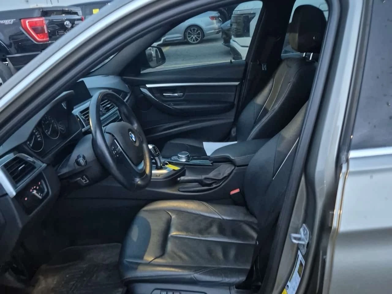 BMW 330 * 330I XDRIVE * ���������� ��� ������������ ������ | Mobile.bg � ����������� 5