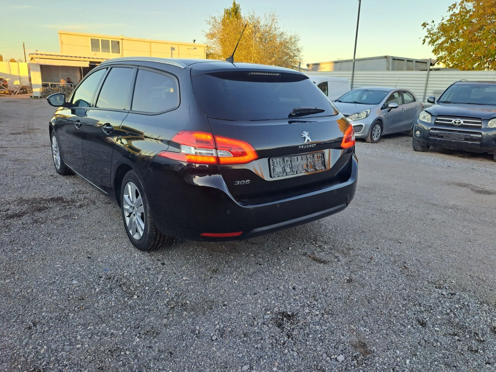 Peugeot 308 1.5TDI ПАНОРАМА, снимка 4 - Автомобили и джипове - 56640511