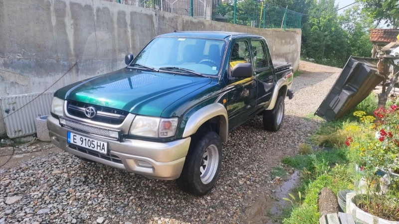 Toyota Hilux 2.5, снимка 9 - Автомобили и джипове - 46909992