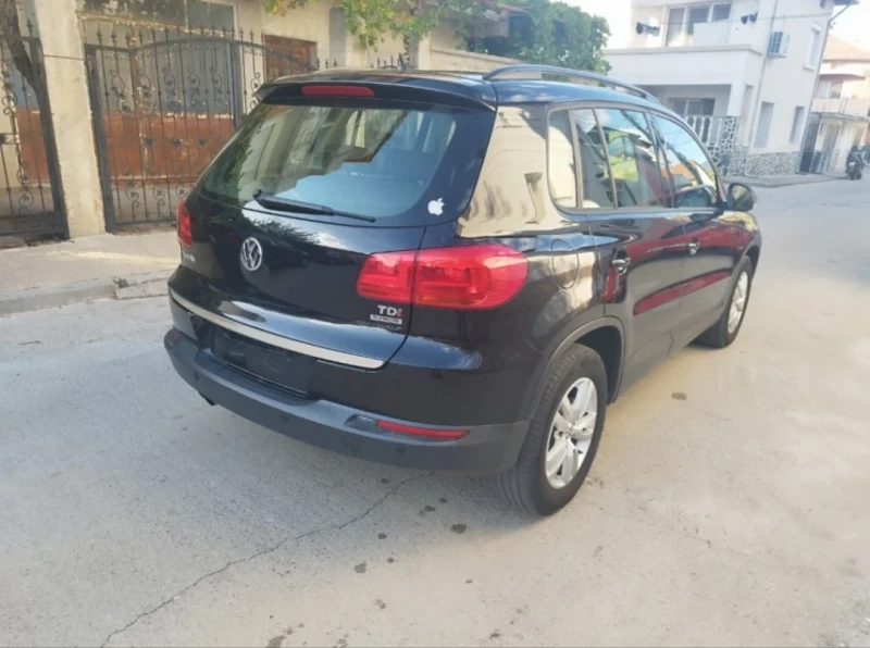 VW Tiguan, снимка 5 - Автомобили и джипове - 47319666