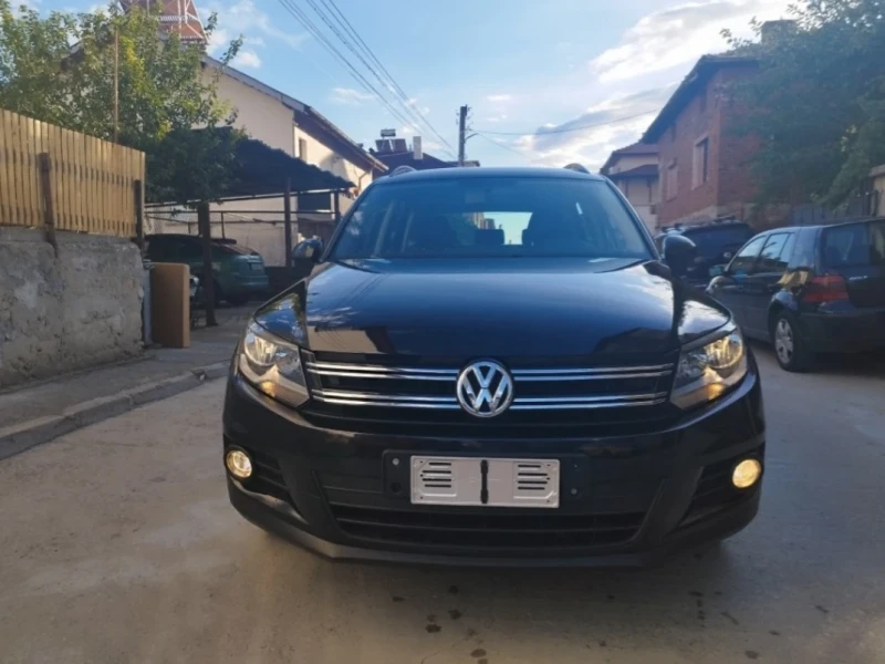 VW Tiguan, снимка 2 - Автомобили и джипове - 47319666