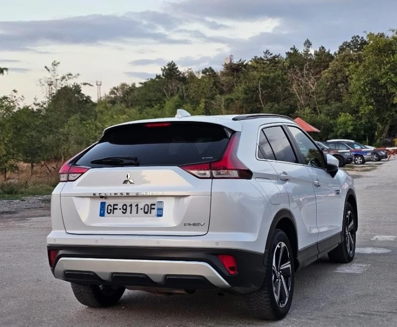 Mitsubishi Eclipse Cross PHEV Топ Състояние, снимка 5 - Автомобили и джипове - 51775172