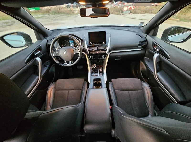 Mitsubishi Eclipse Cross PHEV Топ Състояние, снимка 10 - Автомобили и джипове - 51775172