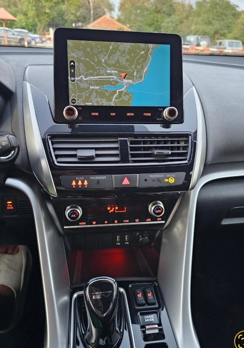 Mitsubishi Eclipse Cross PHEV Топ Състояние, снимка 14 - Автомобили и джипове - 51775172