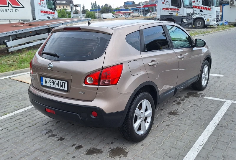 Nissan Qashqai 2.0 dci 4x4, снимка 5 - Автомобили и джипове - 51798933