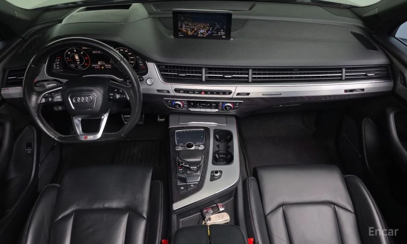 Audi Q7, снимка 7 - Автомобили и джипове - 52706454