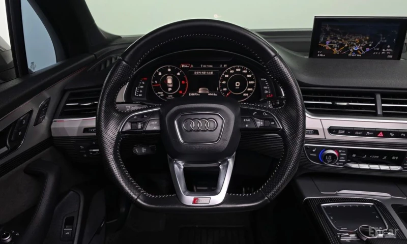 Audi Q7, снимка 13 - Автомобили и джипове - 52706454