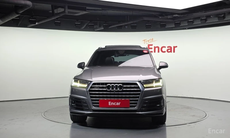 Audi Q7, снимка 3 - Автомобили и джипове - 52706454