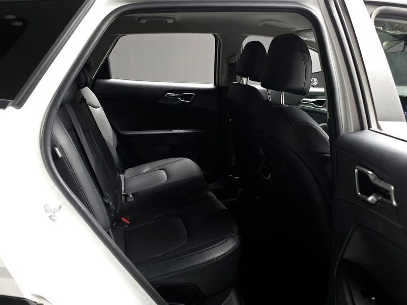 Kia Sportage 2.0 Automatic, снимка 16 - Автомобили и джипове - 55587787