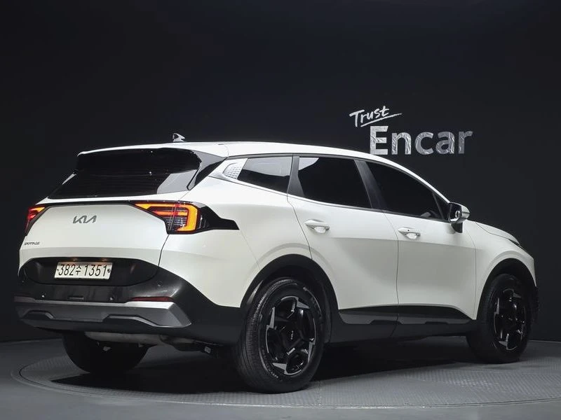 Kia Sportage 2.0 Automatic, снимка 3 - Автомобили и джипове - 55587787