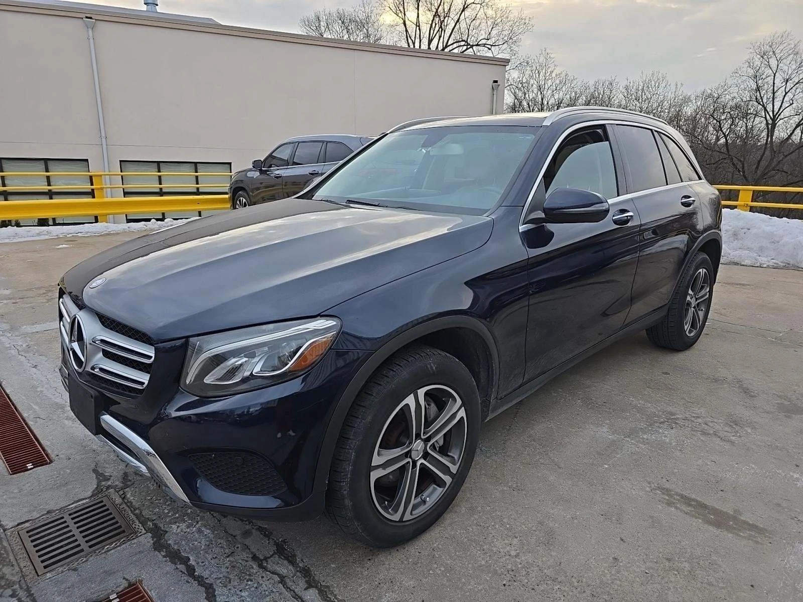 Mercedes-Benz GLC 300 4MATIC* BURMESTER* BLIND SPOT* ПАНО* KEYLESS, снимка 1