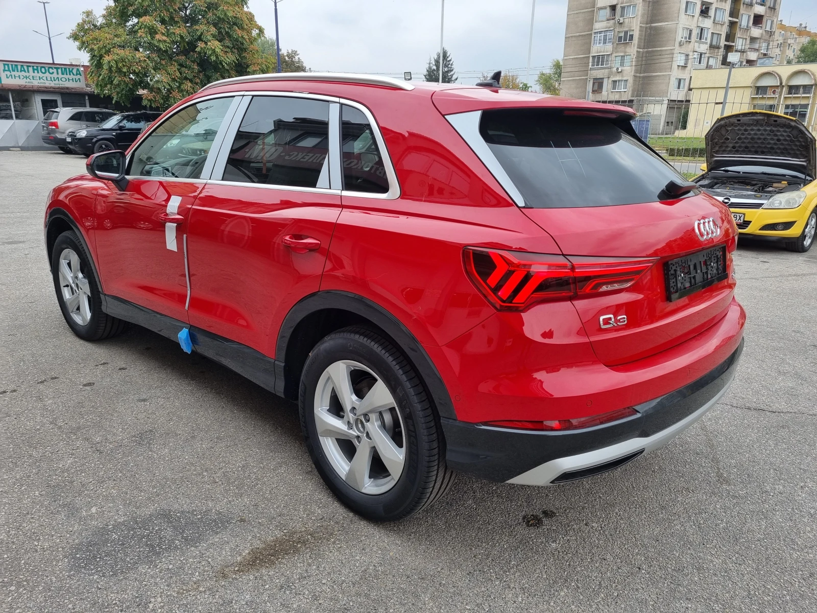 Audi Q3 35 TFSI-HOB!!!Гаранция!!! - изображение 3