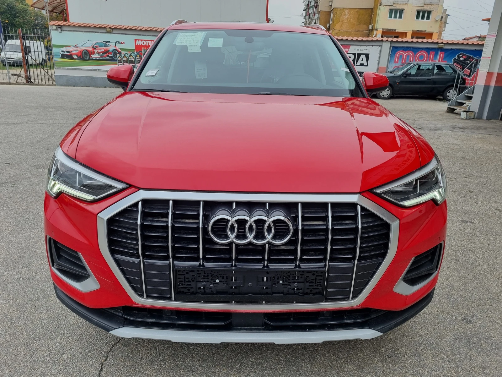 Audi Q3 35 TFSI-HOB!!!Гаранция!!! - изображение 8