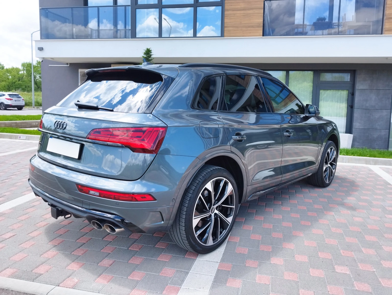 Audi SQ5 QUATTRO* CAMERA* KEYLESS* DISTRONIC* DIGITAL* MATR - изображение 6