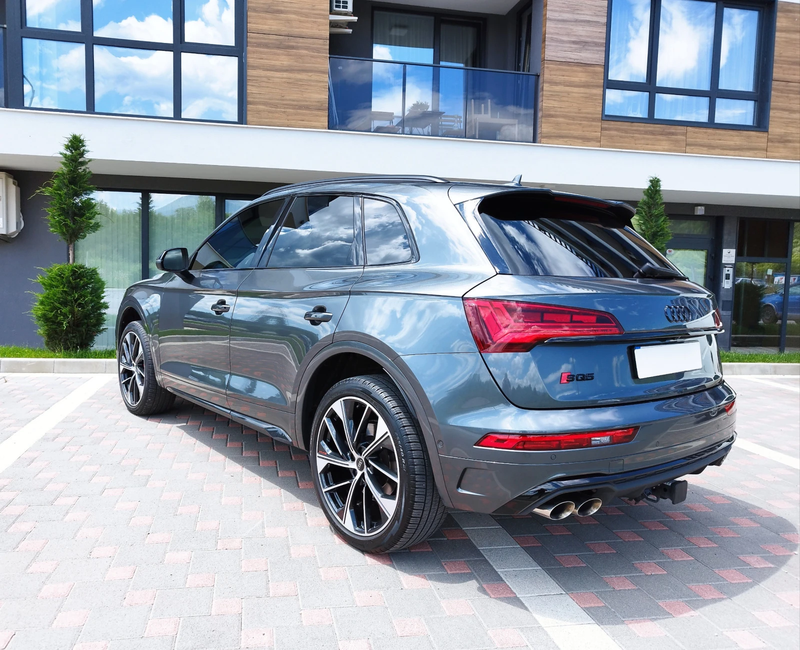 Audi SQ5 QUATTRO* CAMERA* KEYLESS* DISTRONIC* DIGITAL* MATR - изображение 4