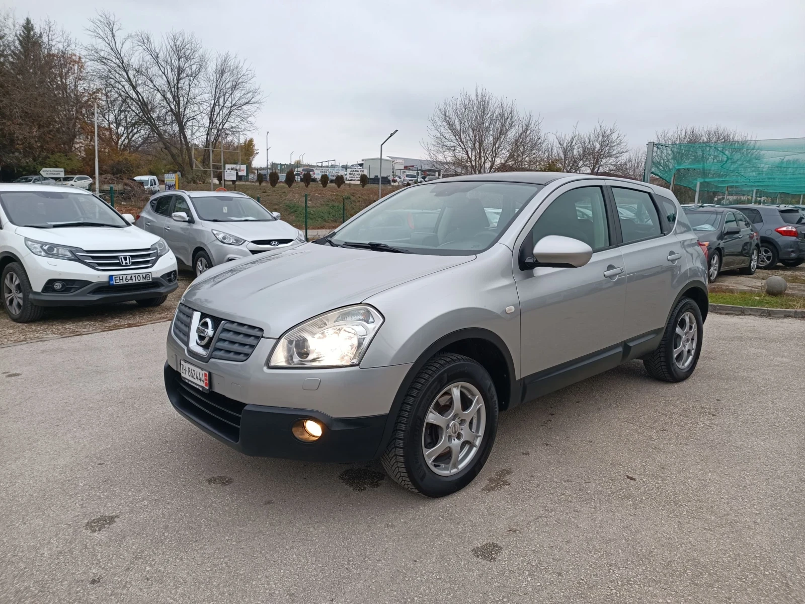 Nissan Qashqai 2.0i-141кс-ШВЕЙЦАРИЯ-РЪЧКА-6ск-4х4-Keyless - изображение 7