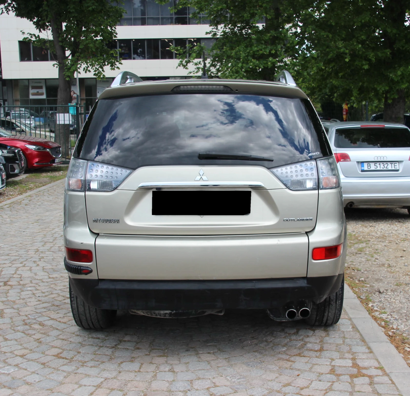 Mitsubishi Outlander 2.2 DI-D 4WD 6+ 1 МЕСТА ROCKFORD  - изображение 6