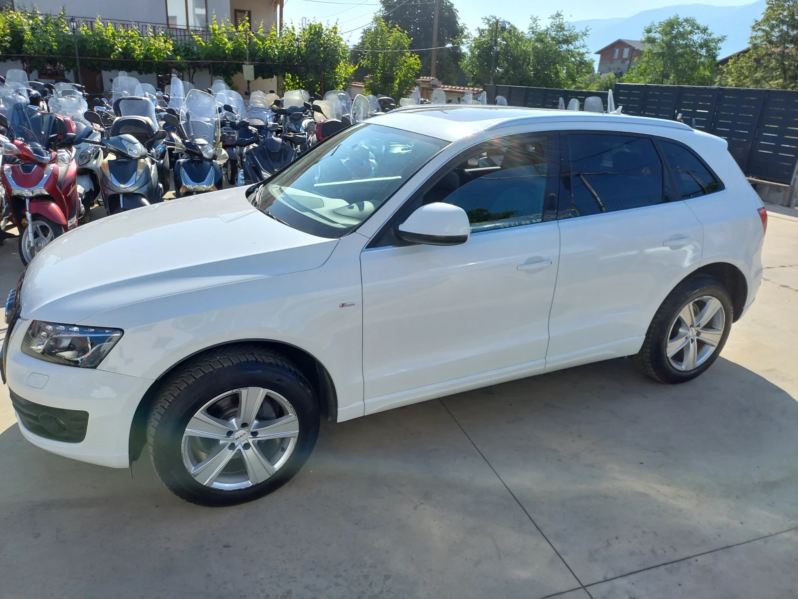 Audi Q5 2.0 TDI S LINE  - изображение 2