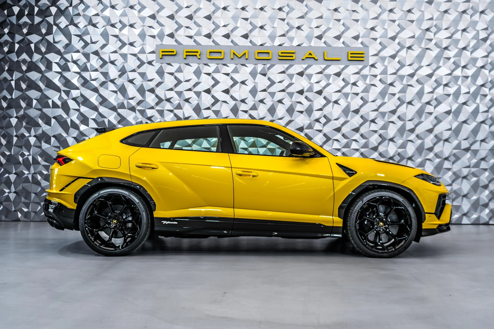 Lamborghini Urus Performante* Carbon* B&O* 360 - изображение 6