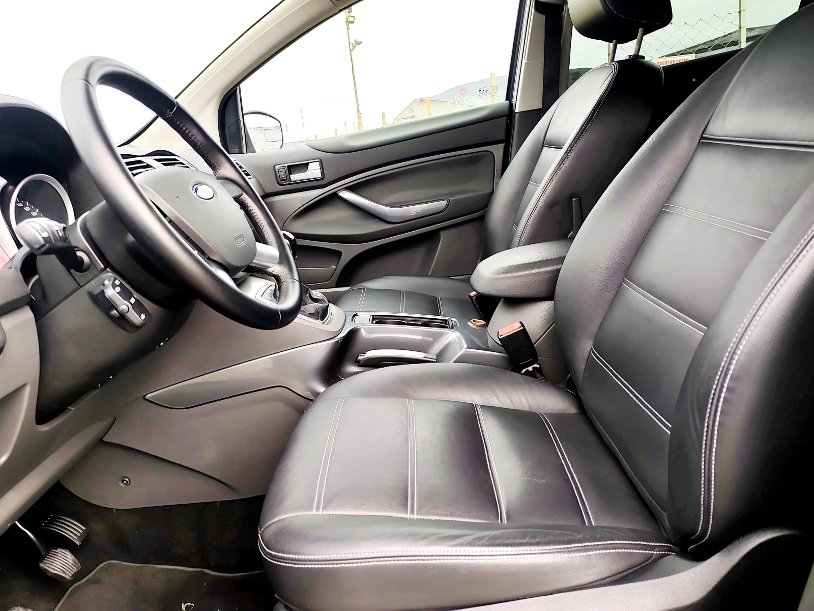 Ford Kuga 2.0TDCI 163ks 4x4 - изображение 8