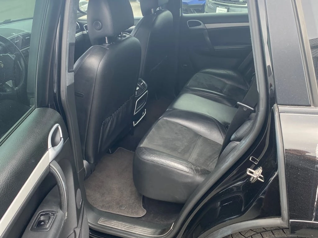 Porsche Cayenne * AWD 4dr GTS * CARFAX *    | Mobile.bg   13