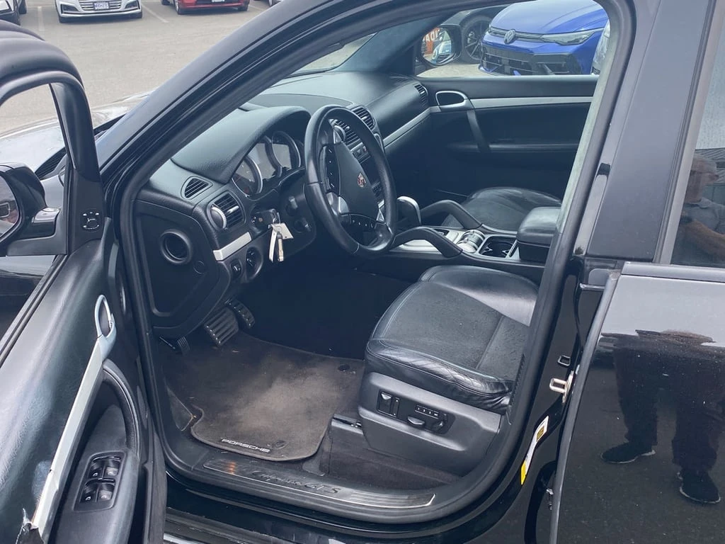 Porsche Cayenne * AWD 4dr GTS * CARFAX *    | Mobile.bg   5