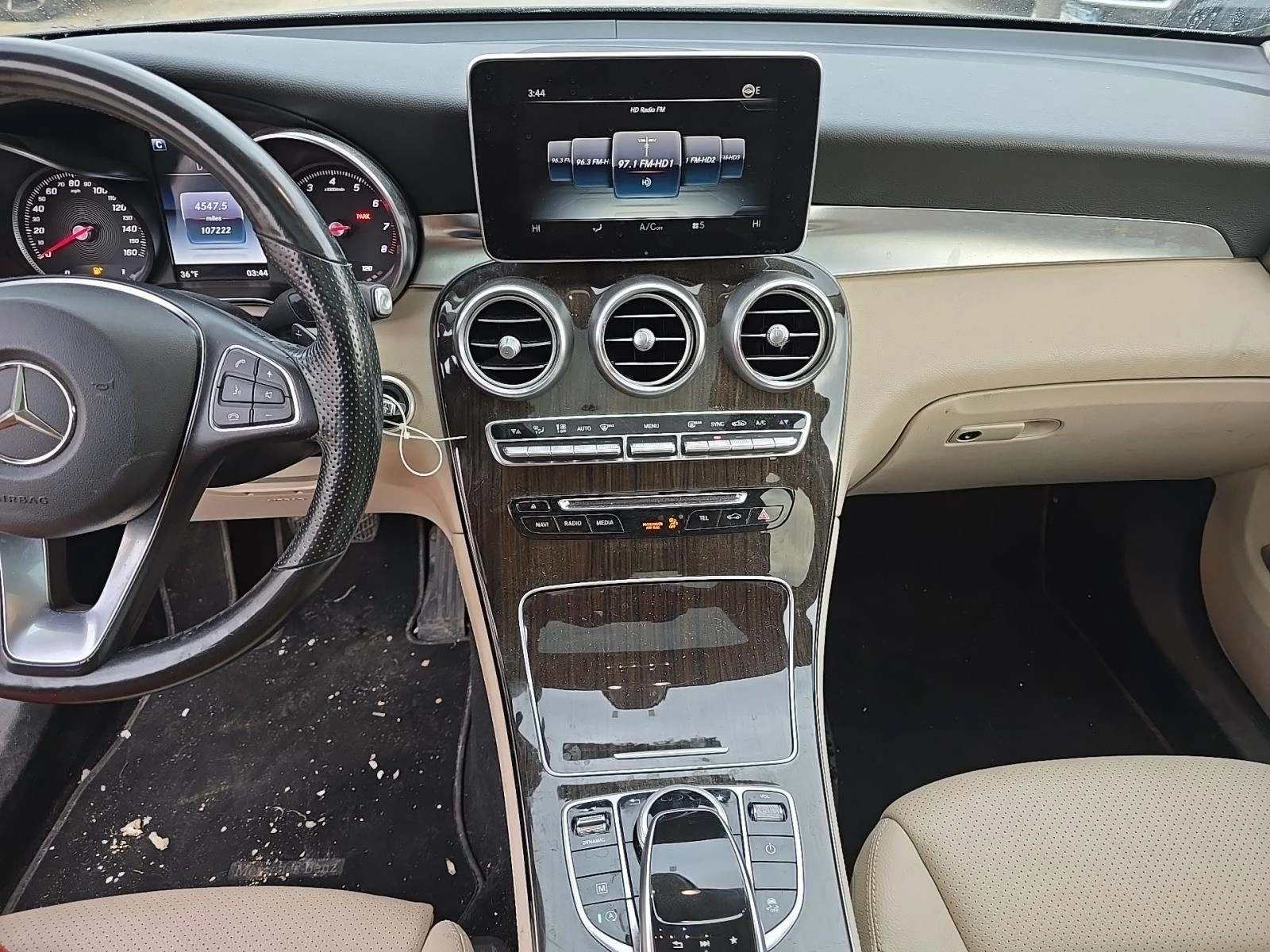 Mercedes-Benz GLC 300 4MATIC* BURMESTER* BLIND SPOT* ПАНО* KEYLESS - изображение 5