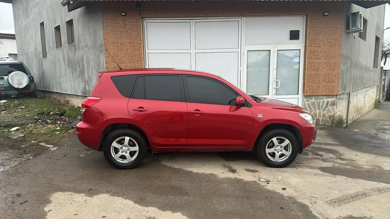 Toyota Rav4 2.2 D4D 136k.c  TOP!, снимка 2 - Автомобили и джипове - 54084832