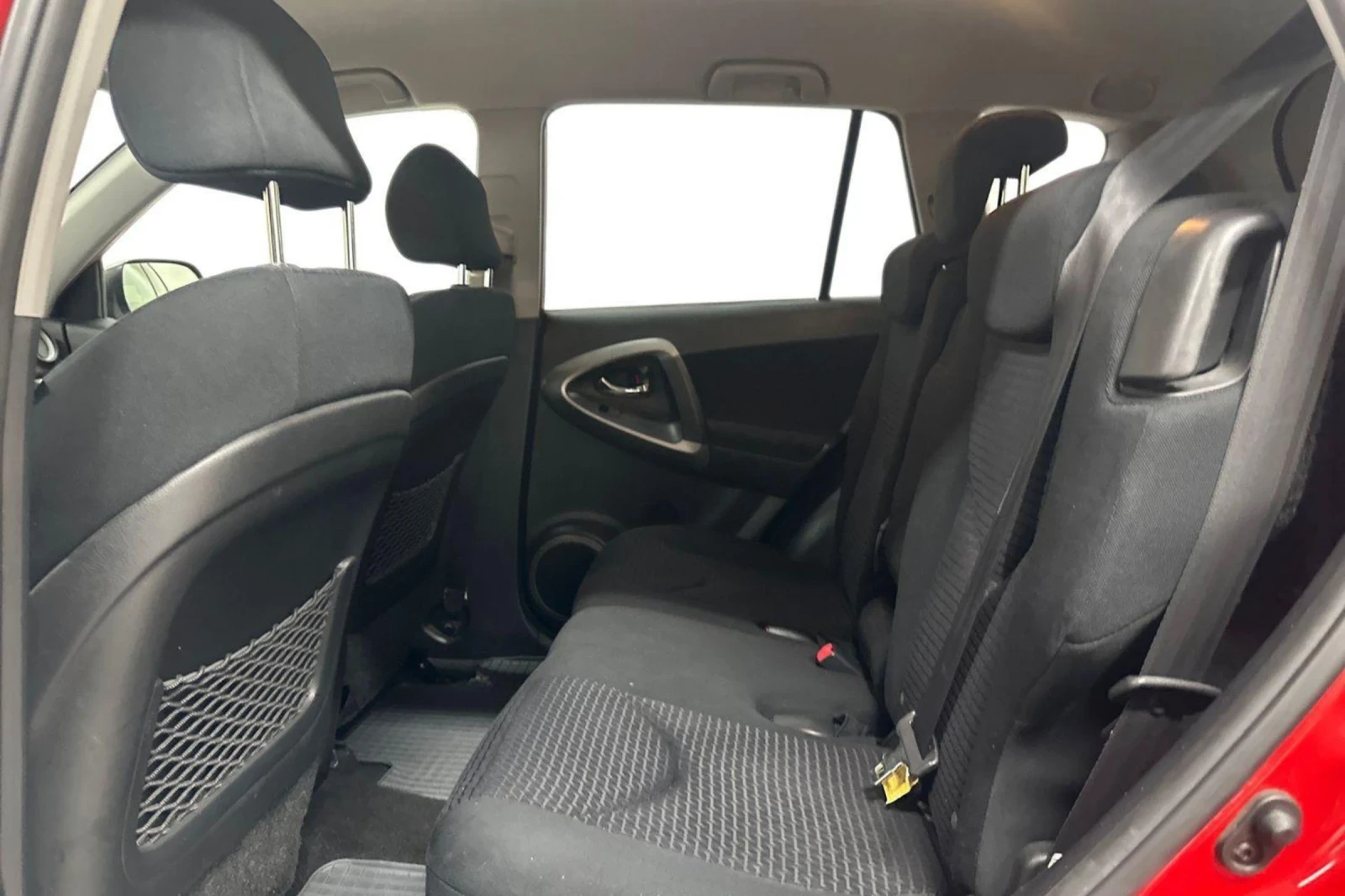 Toyota Rav4 2.2 D4D 136k.c  TOP!, снимка 16 - Автомобили и джипове - 54084832