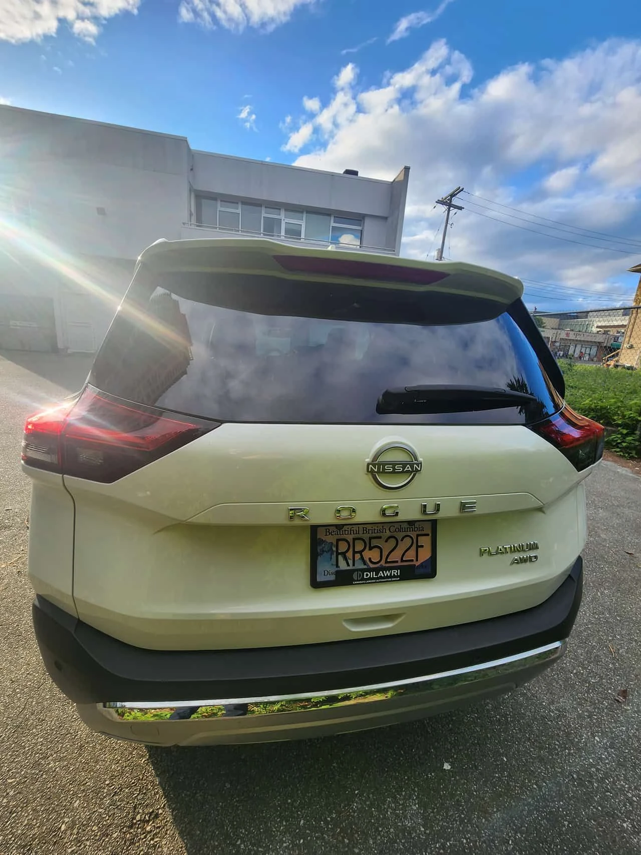 Nissan Rogue  | Platinum | LED | КОЖА | 360 | HEAD-UP , снимка 4 - Автомобили и джипове - 54507147