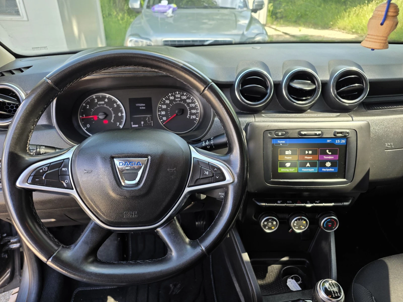 Dacia Duster 1.5DCI/110HP/NAVI/CAMERA, снимка 16 - Автомобили и джипове - 54693124