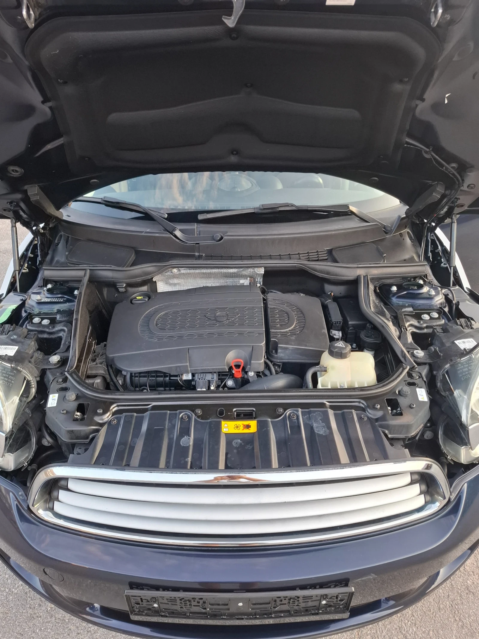 Mini Countryman 2.0D 112к.с АВТОМАТИК  4Х4 , снимка 13 - Автомобили и джипове - 55467539