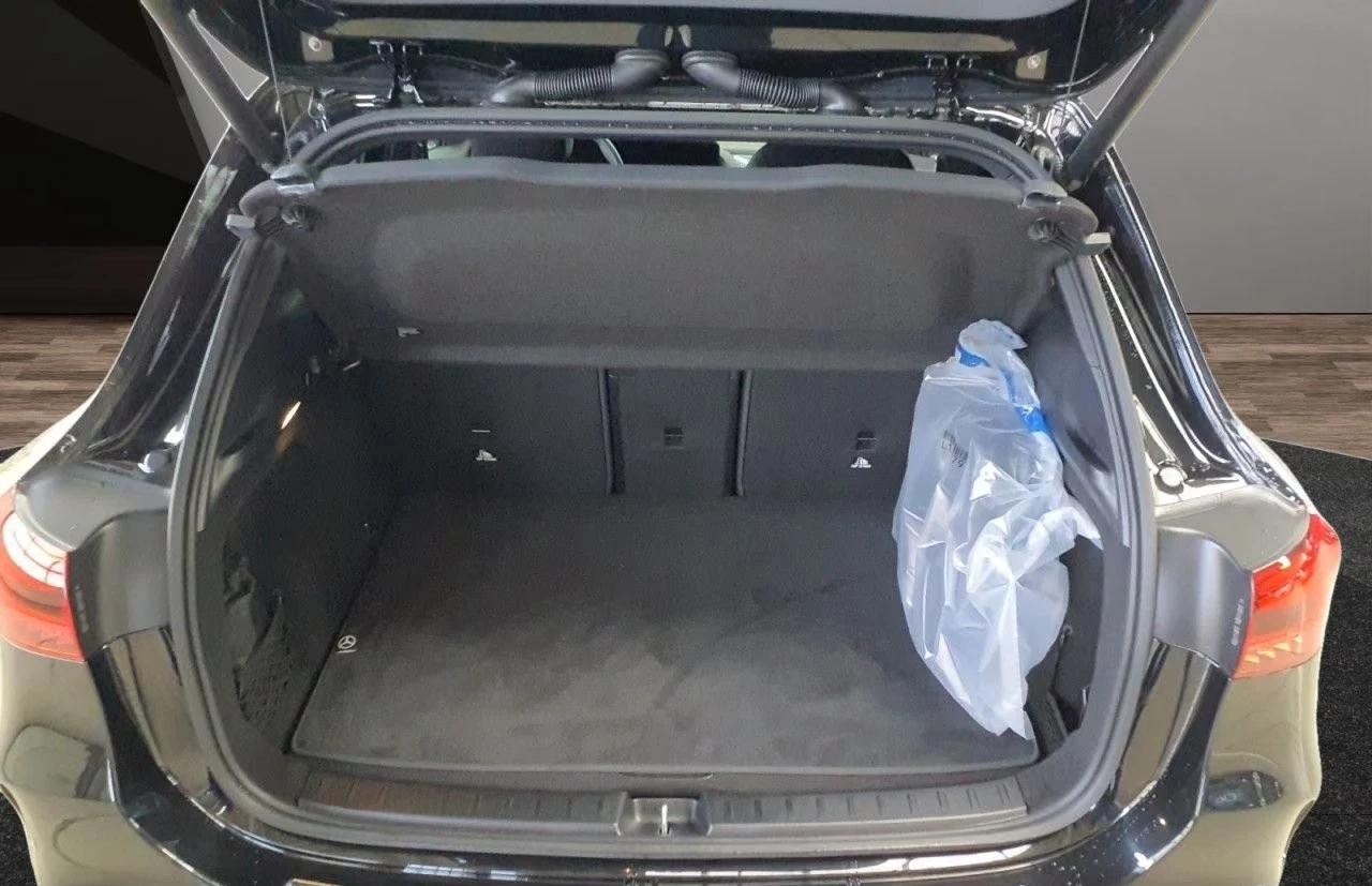Mercedes-Benz EQA 250+ / FACELIFT / AMG / CAMERA / LED / , снимка 15 - Автомобили и джипове - 55717828