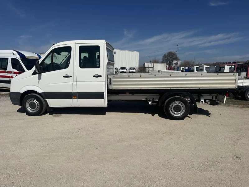 VW Crafter, снимка 5 - Бусове и автобуси - 49506389