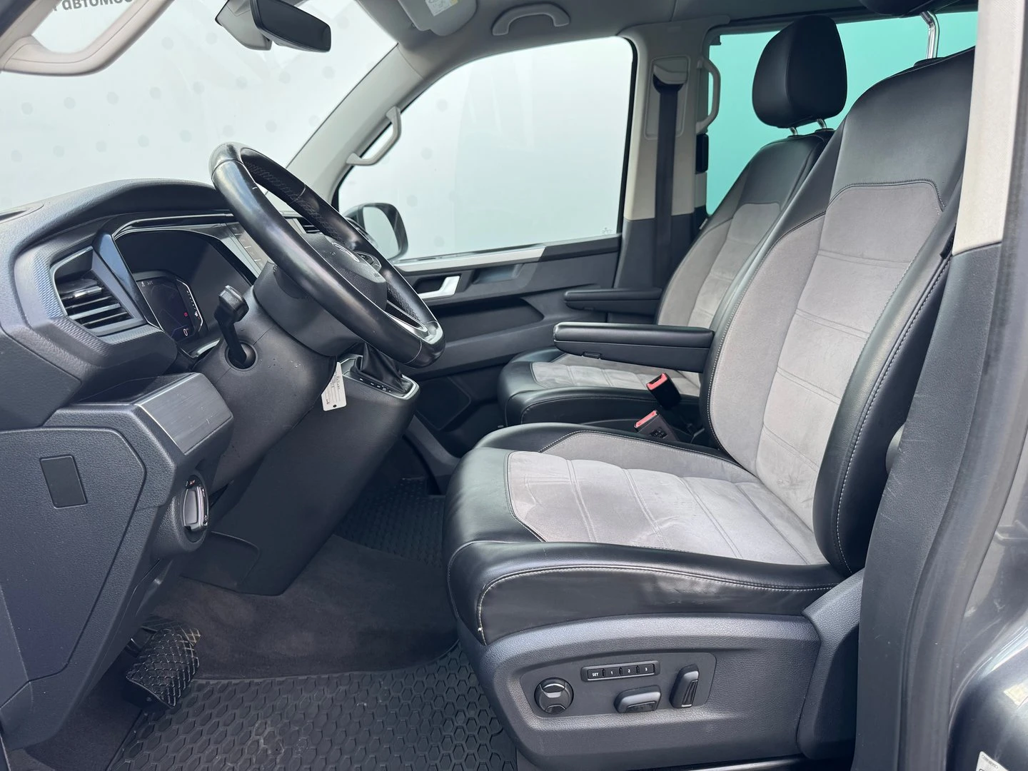 VW Multivan Comfortline TDI - изображение 5
