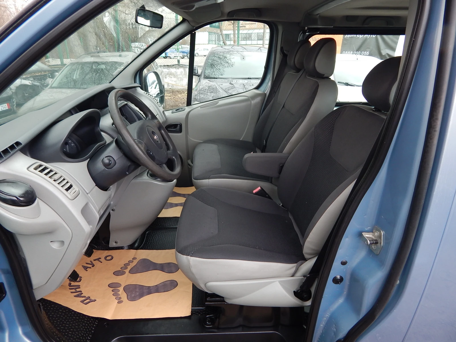 Renault Trafic 2.0CDTI* 9места* МАХI* , снимка 11 - Бусове и автобуси - 53946344