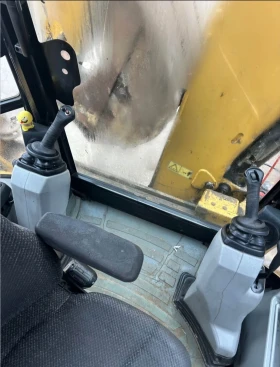 Багер Cat CAT 434 E, снимка 7