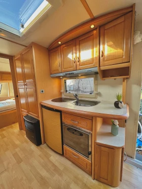 Каравана Hobby Prestige / НОВ ВНОС / РЕГИСТРИРАНА / Баня и WC, снимка 12