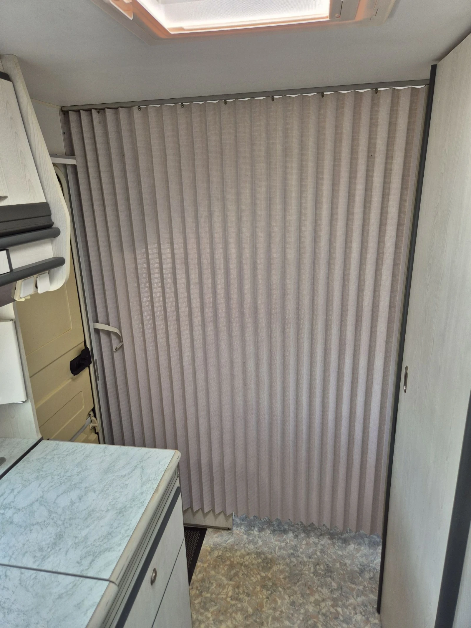  Chateau 4  WC    | Mobile.bg   15