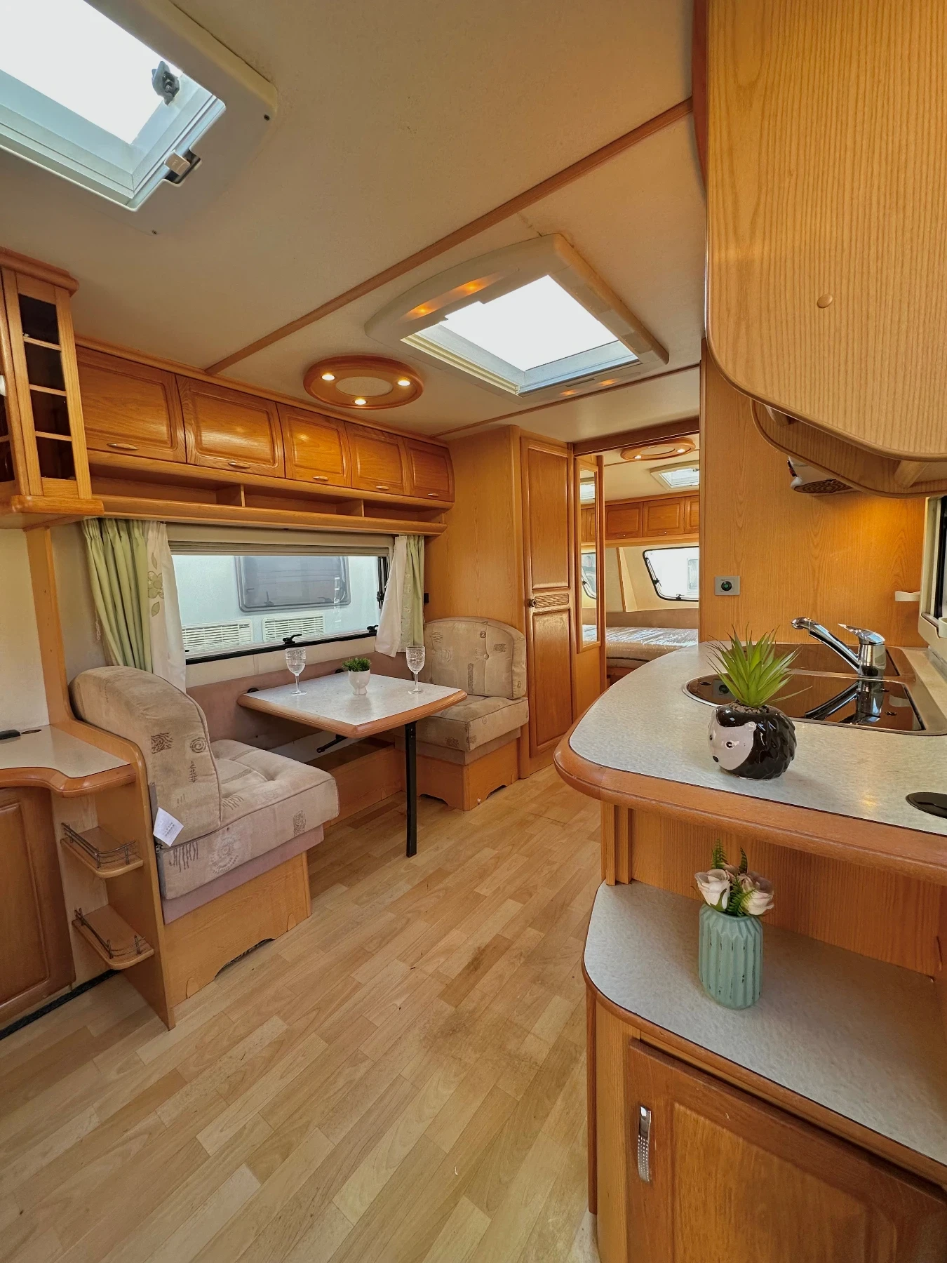 �������� Hobby Prestige / ��� ���� / ������������ / ���� � WC | Mobile.bg � ����������� 11