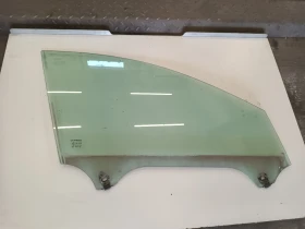 Стъкло предно дясно рено лагуна 2.0б