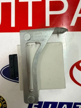 85940-0F010 Модул чистачки TOYOTA COROLLA VERSO  85940-0F010-A, снимка 2 - Части - 52891177